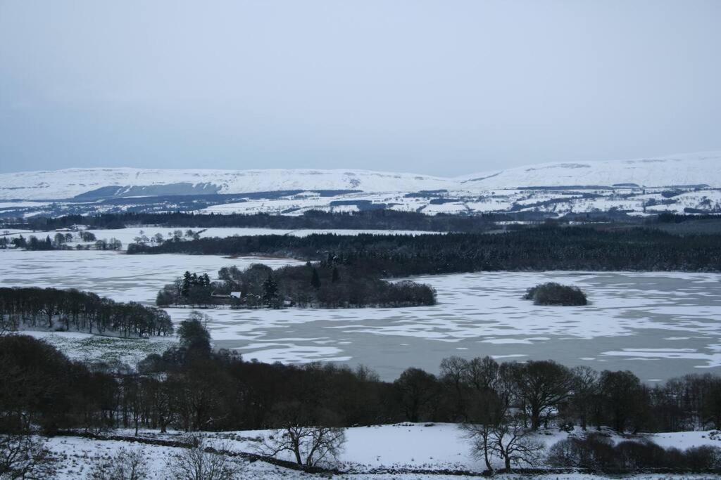 The Mews - A Cottage With A Spectacular Lake View Port Of Menteith Exterior photo