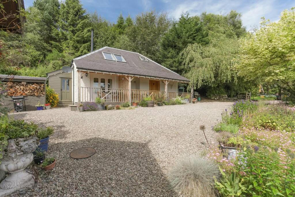 The Mews - A Cottage With A Spectacular Lake View Port Of Menteith Exterior photo