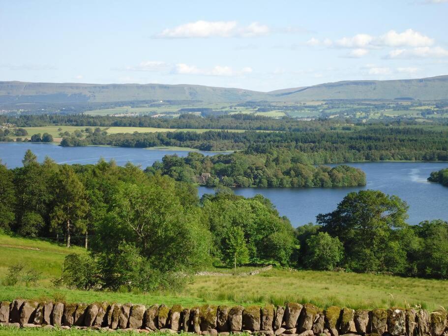 The Mews - A Cottage With A Spectacular Lake View Port Of Menteith Exterior photo